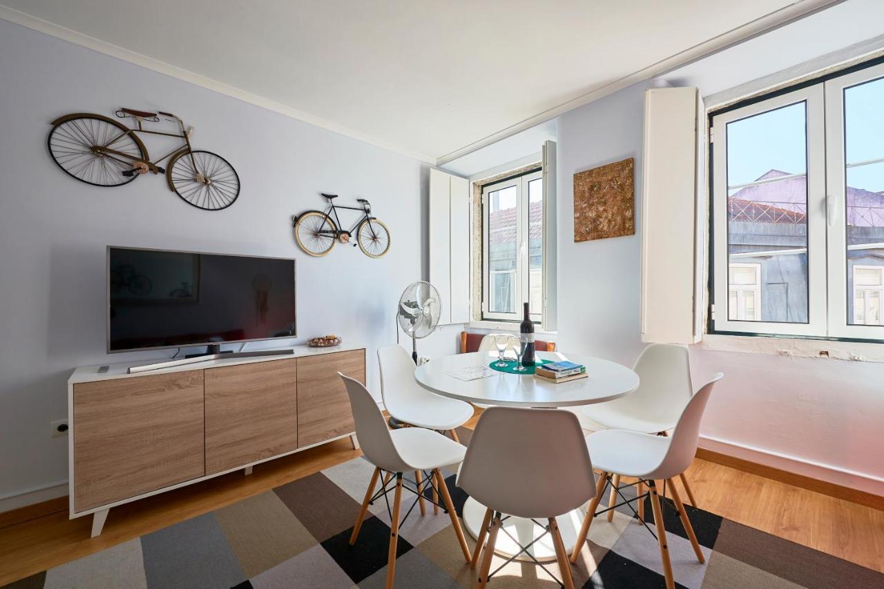 Aesthetic Riverview Apartment In Historical Lisboa Exteriér fotografie