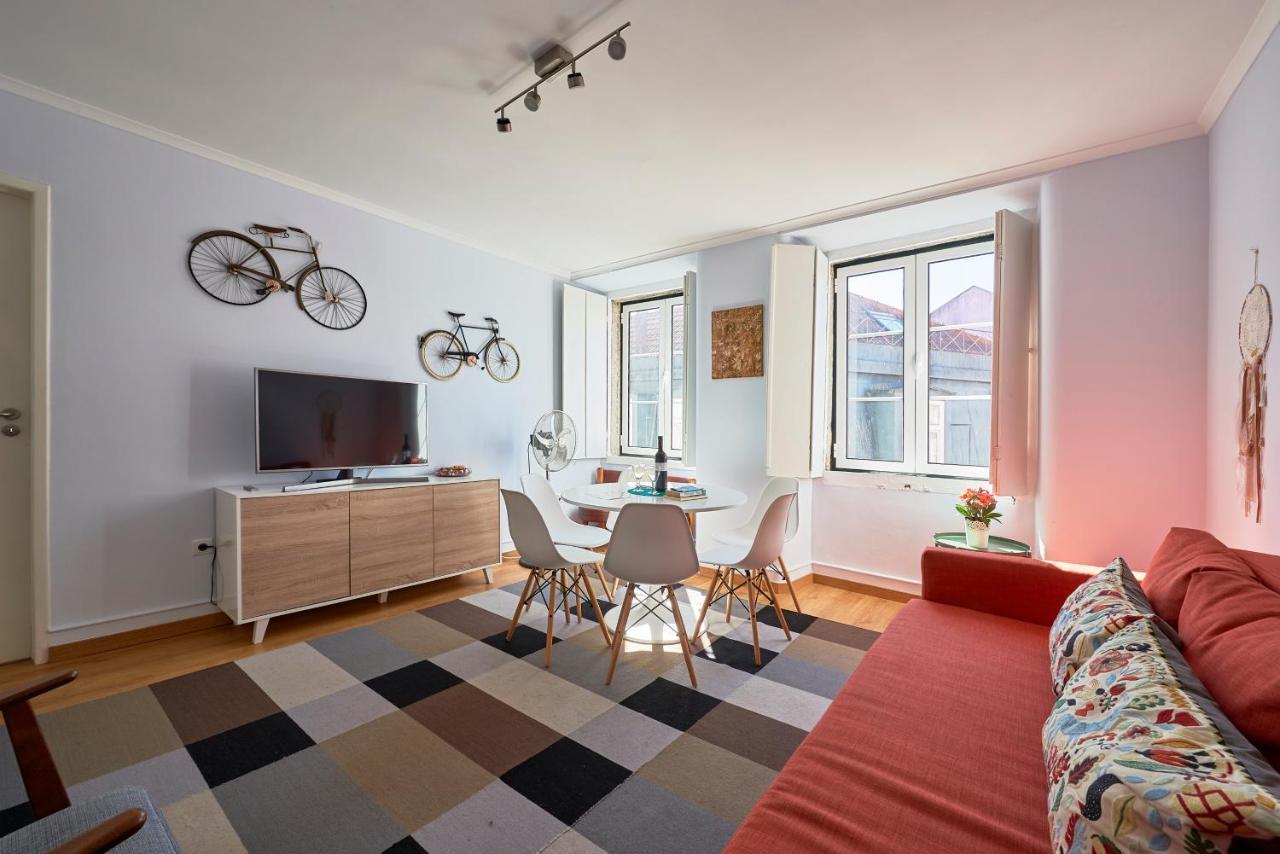 Aesthetic Riverview Apartment In Historical Lisboa Exteriér fotografie