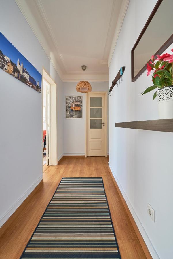 Aesthetic Riverview Apartment In Historical Lisboa Exteriér fotografie