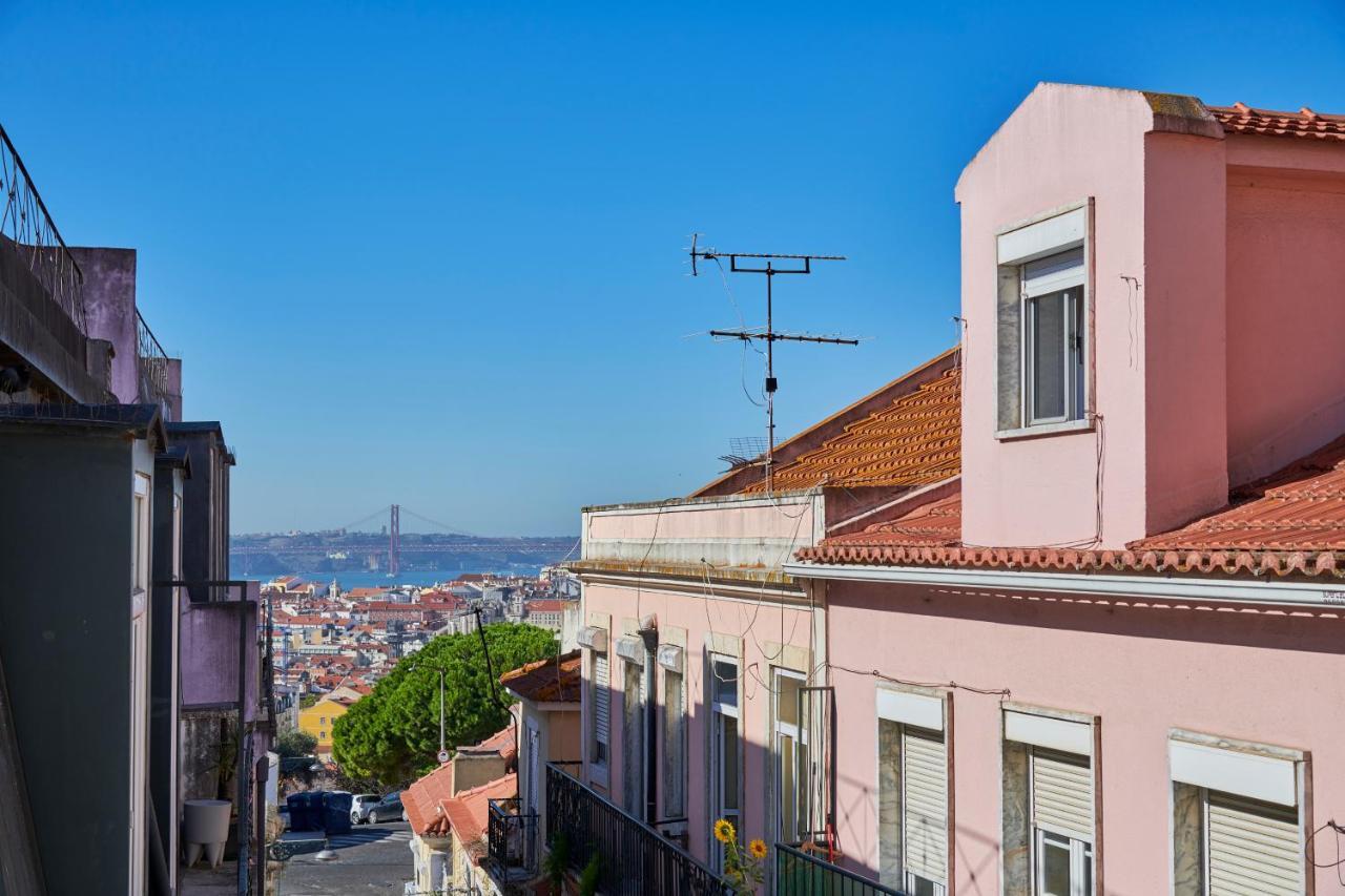 Aesthetic Riverview Apartment In Historical Lisboa Exteriér fotografie